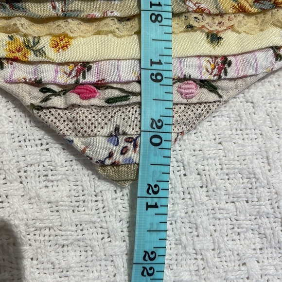 Vest - Picture 4 of 10